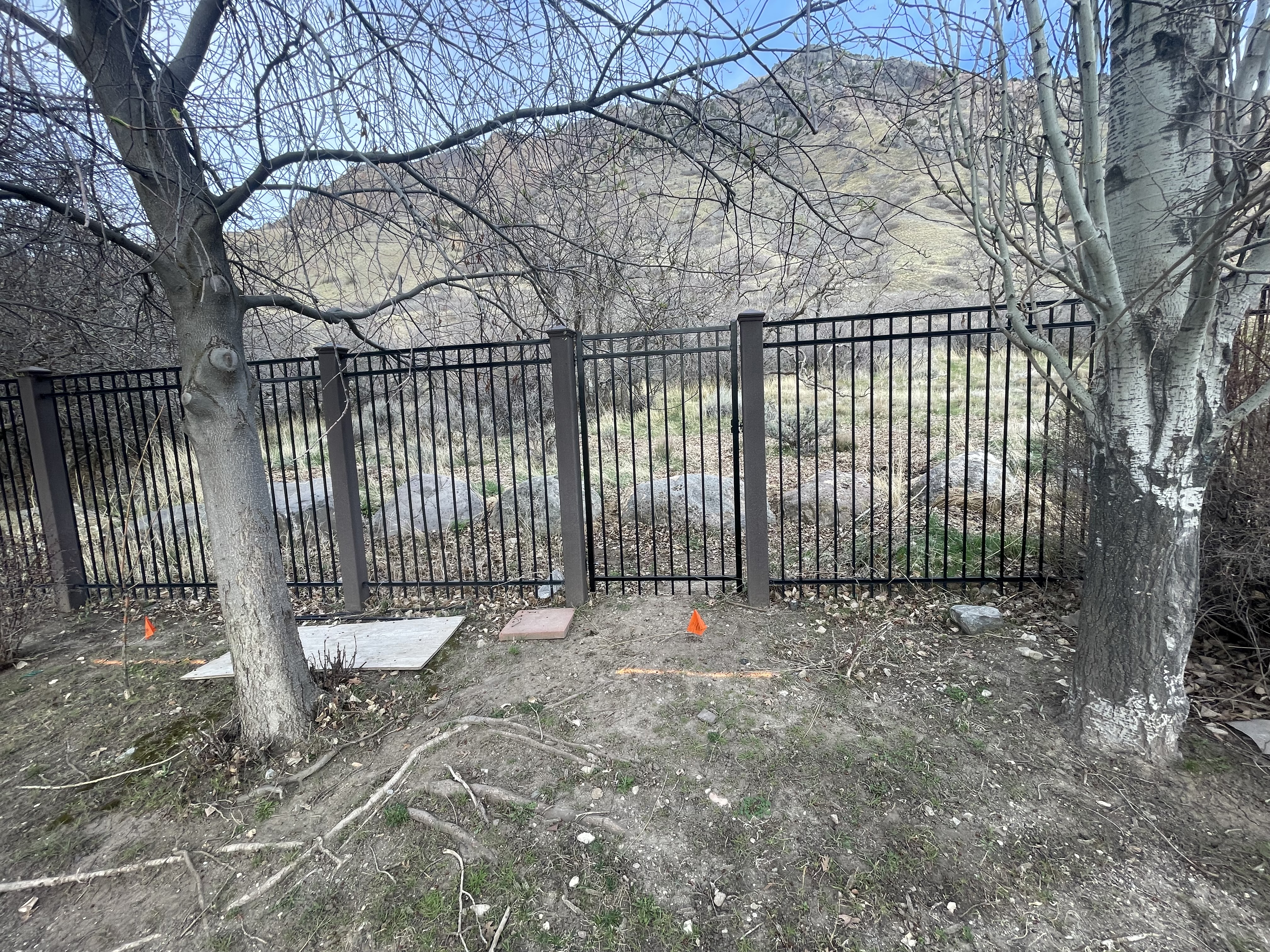 Cedar Board on Board Privacy Fence installed by Spacemakers Fence in Alpine, Utah